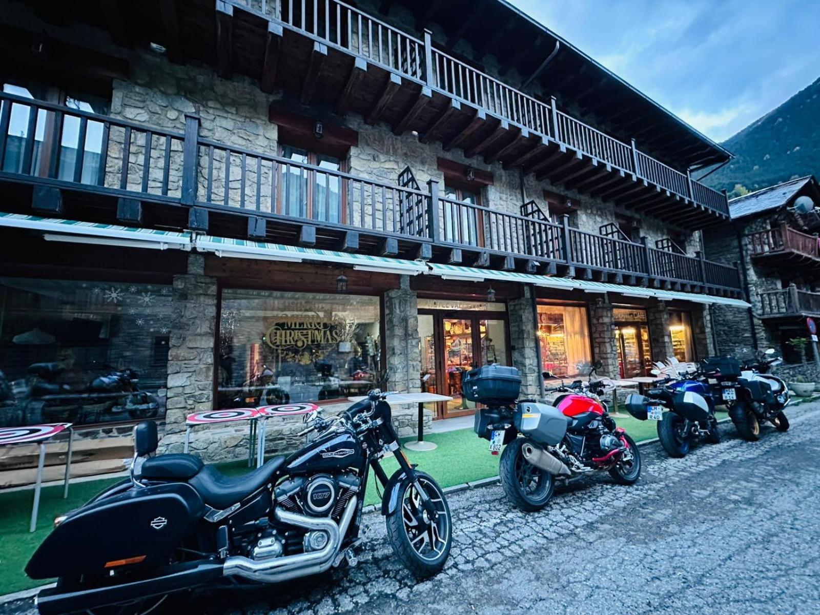 Os de Civís Hotel Valls Valira מראה חיצוני תמונה